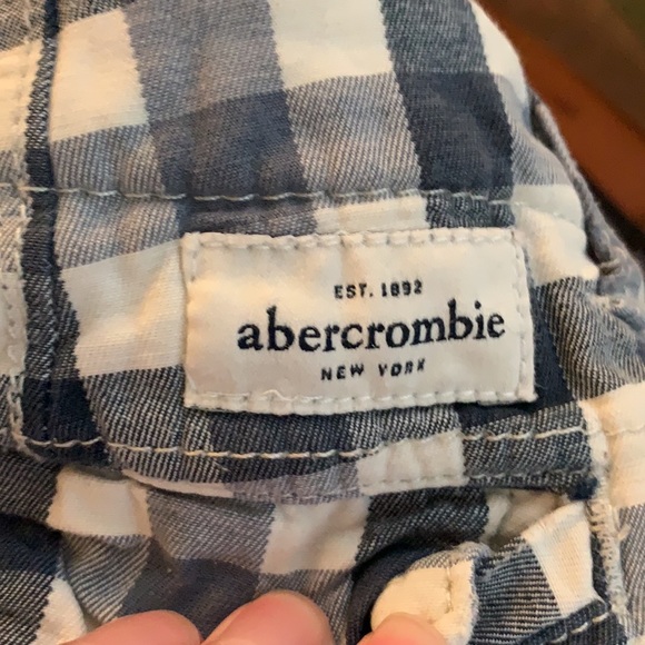 Selling Abercrombie Kids Plaid Shorts size 16 - Picture 3 of 4